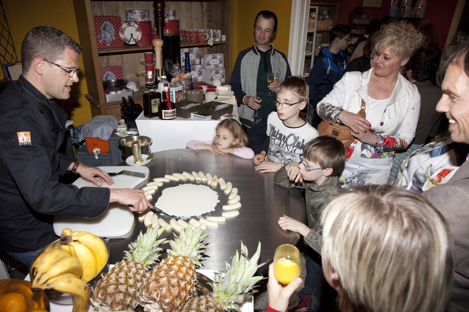 IMPRESSIONS OF TABLES (41)