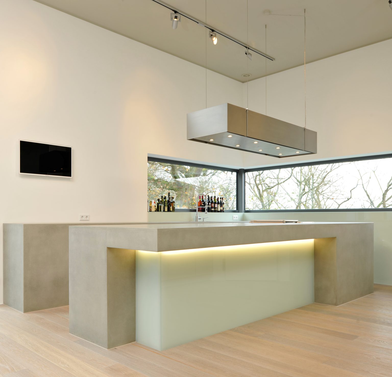 ????????????????????????????????????